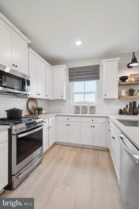 Kitchen - 4 Silverbell Ave, Berlin, NJ 08009 photo 2 of 3