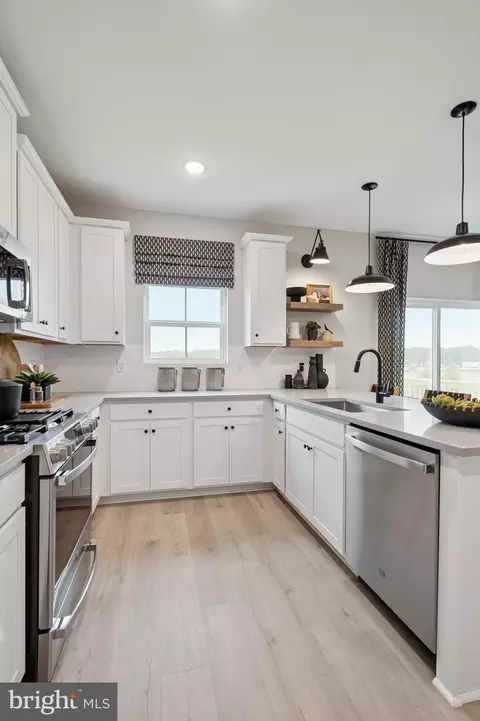 Kitchen - 4 Silverbell Ave, Berlin, NJ 08009 photo 3 of 3