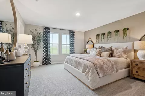 Bedroom - 4 Silverbell Ave, Berlin, NJ 08009 photo 3 of 6