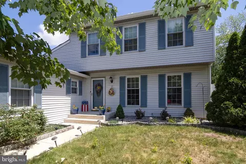 17 Stafford Pl, Sicklerville, NJ 08081