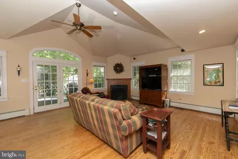 Living - 237 Rhoads Ave, Haddonfield, NJ 08033 photo 6 of 6