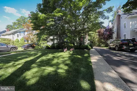 Exterior - 237 Rhoads Ave, Haddonfield, NJ 08033 photo 9 of 10