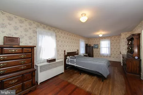 Bedroom - 237 Rhoads Ave, Haddonfield, NJ 08033 photo 1 of 6