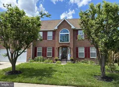 160 Quiet Rd, Sicklerville, NJ 08081