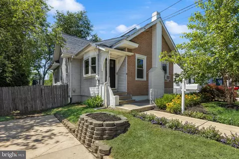 2 New Hampshire Ave, Cherry Hill, NJ 08002