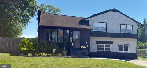 142 Edwards Dr, Gloucester City, NJ 08030