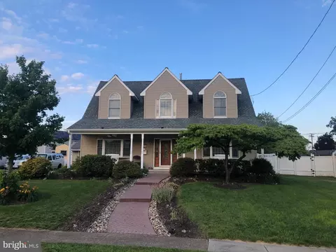12 Elinor Ave, Stratford, NJ 08084