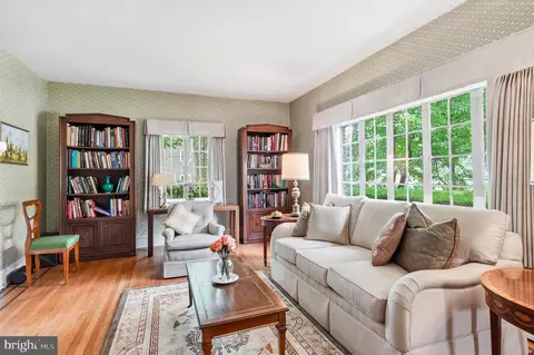 Living - 664 E Greenman Rd, Haddonfield, NJ 08033 photo 4 of 8