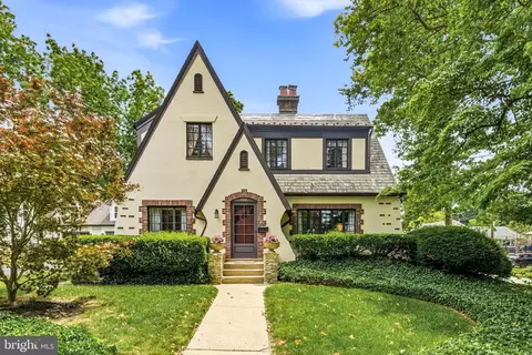 664 E Greenman Rd, Haddonfield, NJ 08033
