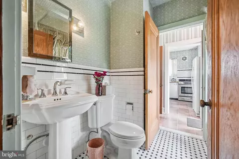 Bath - 664 E Greenman Rd, Haddonfield, NJ 08033 photo 1 of 6
