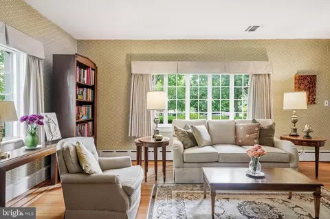 Living - 664 E Greenman Rd, Haddonfield, NJ 08033 photo 7 of 8