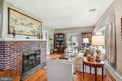 Living - 664 E Greenman Rd, Haddonfield, NJ 08033 photo 1 of 8