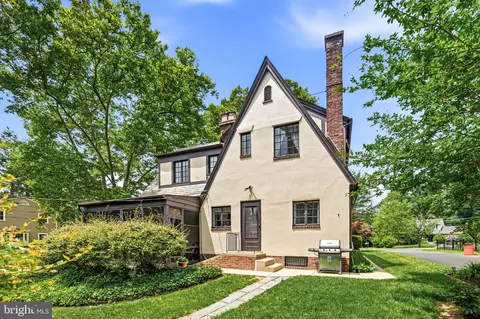 Exterior - 664 E Greenman Rd, Haddonfield, NJ 08033 photo 4 of 9