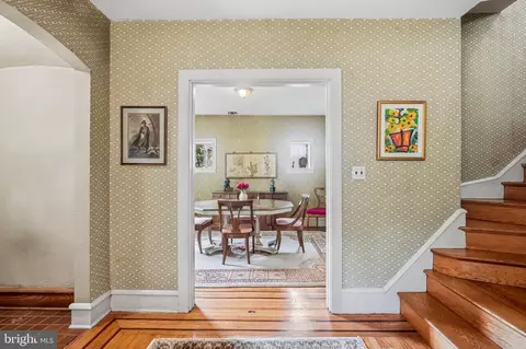 Entry Way - 664 E Greenman Rd, Haddonfield, NJ 08033 photo 4 of 10