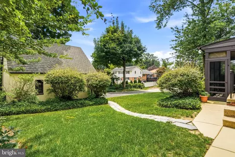 Exterior - 664 E Greenman Rd, Haddonfield, NJ 08033 photo 6 of 9