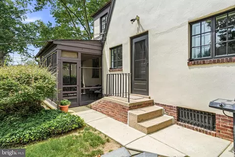 Exterior - 664 E Greenman Rd, Haddonfield, NJ 08033 photo 7 of 9