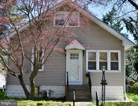 220 Linden, Oaklyn, NJ 08107