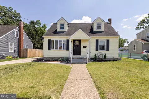 122 Maryland Ave, Magnolia, NJ 08049
