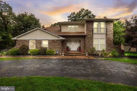 1112 Buttonwood Dr, Cherry Hill, NJ 08003