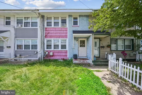 1032 Alcyon Dr, Bellmawr, NJ 08031