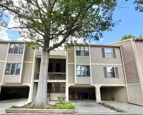 115 Kings Croft, Cherry Hill, NJ 08034