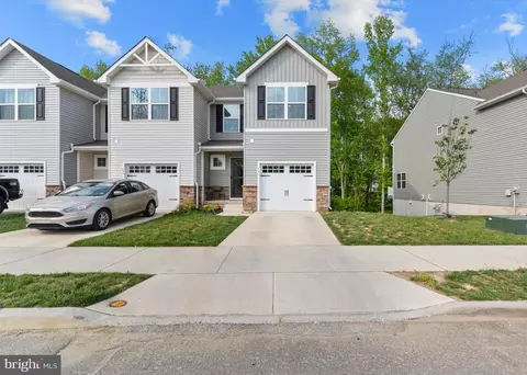 55 Southwind Dr, Blackwood, NJ 08012