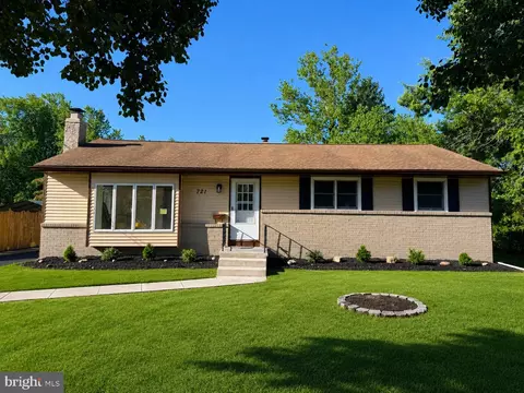 721 Mildred Ave, Somerdale, NJ 08083