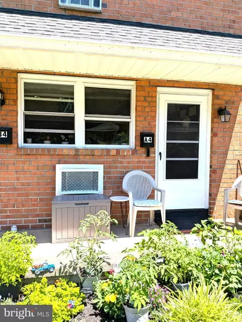 340 Woodlawn Ave #A4, Collingswood, NJ 08108