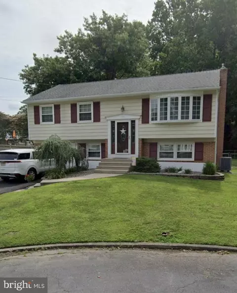 313 Signey Ln, Somerdale, NJ 08083