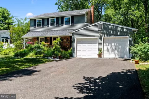 1767 Larkspur Rd, Cherry Hill, NJ 08003