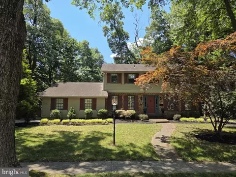 1760 Tearose Ln, Cherry Hill, NJ 08003