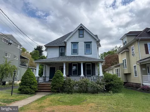 36 W Cedar Ave, Merchantville, NJ 08109