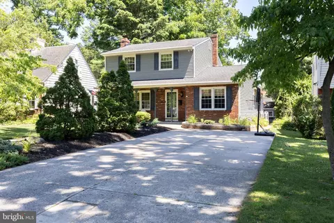 503 W Elma Ave, Laurel Springs, NJ 08021