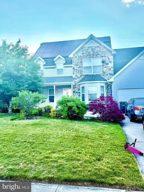 41 Sassafras Dr, Sicklerville, NJ 08081