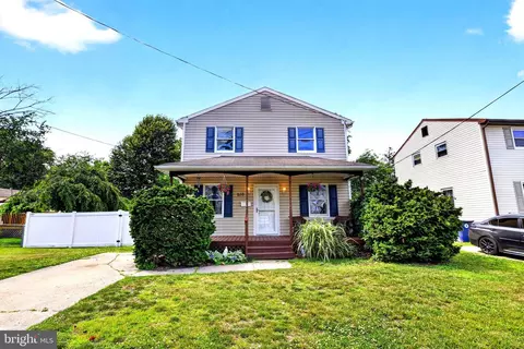 210 Washington Ave, Laurel Springs, NJ 08021