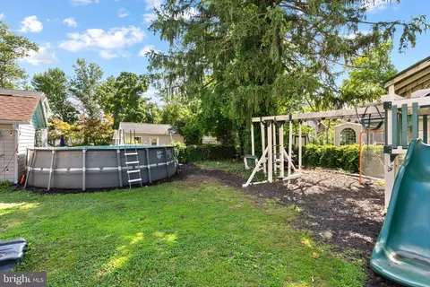 Exterior - 256 Rhoads Ave, Haddonfield, NJ 08033 photo 4 of 5