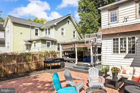 Exterior - 256 Rhoads Ave, Haddonfield, NJ 08033 photo 3 of 5