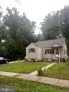 164 Silver Lake Dr, Clementon, NJ 08021