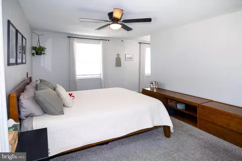 Bedroom - 14 Heather Dr, Sicklerville, NJ 08081 photo 2 of 4