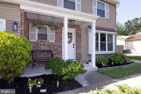 Exterior - 14 Heather Dr, Sicklerville, NJ 08081 photo 4 of 9