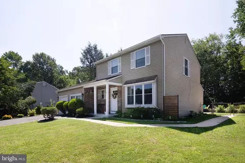 Exterior - 14 Heather Dr, Sicklerville, NJ 08081 photo 2 of 9