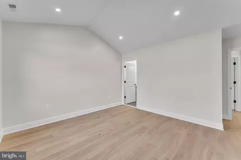 Entry Way - 50 E Buttonwood Ave, Pine Hill, NJ 08021 photo 7 of 10