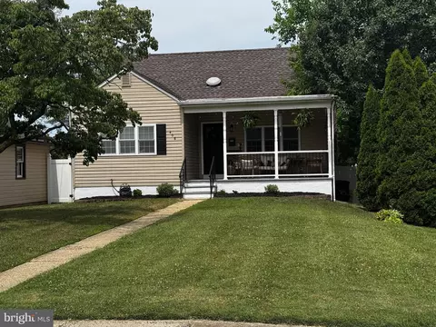 408 Tomlinson Ave, Laurel Springs, NJ 08021