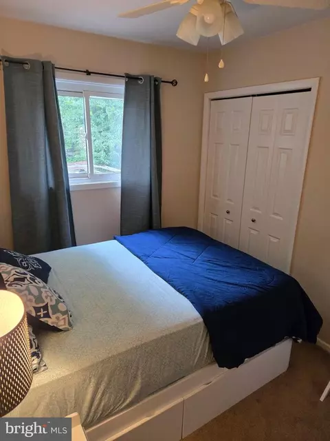 Bedroom - 909 Bentley Rd, Lindenwold, NJ 08021 photo 4 of 4