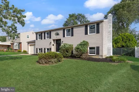 7 Stone River Rd, Clementon, NJ 08021 photo 2