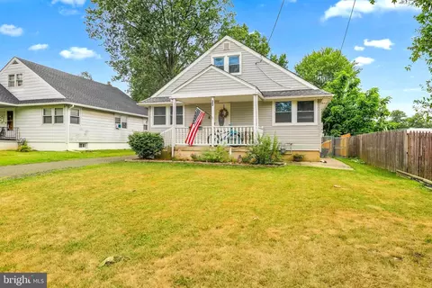 23 S Browning Ave, Somerdale, NJ 08083