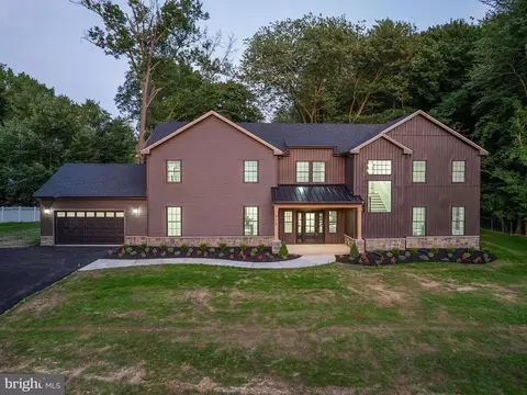 914 Fulton St, Cherry Hill, NJ 08002