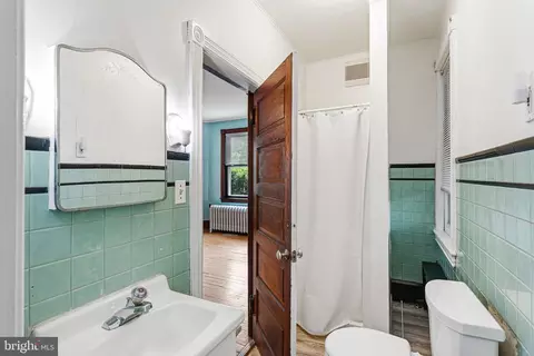 Bath - 20 Chestnut, Haddonfield, NJ 08033 photo 1 of 2