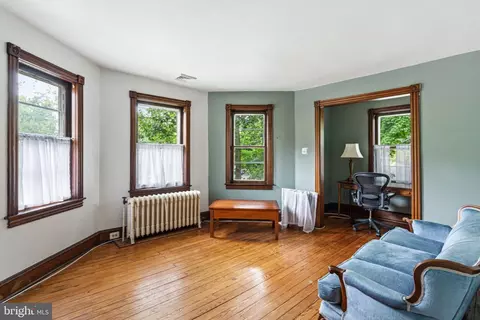 Living - 20 Chestnut, Haddonfield, NJ 08033 photo 5 of 6