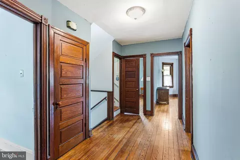 Entry Way - 20 Chestnut, Haddonfield, NJ 08033 photo 3 of 4